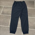 Lululemon Wanderer Jogger size 6
True Navy Photo 2