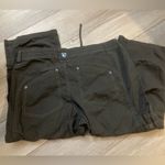 Kuhl Grey Hiking Capri Pant, 10, Hidden Drawstring, Front & Back Pockets Zip Fly Photo 3