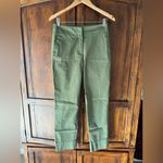 Sézane Sezane | Milo Trousers in Kaki Green | US2 FR34 Photo 2