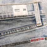 Hudson Jeans Hudson NWT Gracie Mid-Rise Cut Off Jean Short Size 25 Frayed Hem Light Wash Photo 4