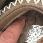 UGG  WOMEN TAZZ SAND SHEARLING SUEDE PLATFORM sz 9 Photo 2