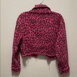 Main Strip  Pink leopard print cropped denim jacket Photo 2