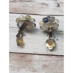Vintage Clip On Earrings Photo 3