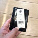 Tory Burch Emerson Slim Card Case Wallet
In Black139340 Photo 5