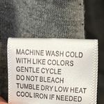 Jane and Delancey  Women’s Gray Camo Print Scoop Neck Long Sleeve Tee Size 1X Photo 4