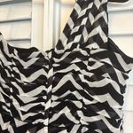 H&M ‎ Black and White Chevron One-Shoulder Dress Size 12 Photo 4