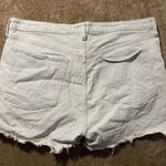 Old Navy  Shorts Womens 18 Plus OG Straight High Rise Light Wash Distressed Denim Photo 3