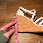 Carmen Marc Valvo  Cork Wedge Sandals White Silver 9 Photo 3