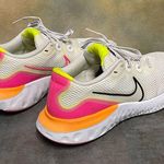 Nike  Renew Run CK6360-005 Women's Platinum Pink Blast Running Shoes Size 9M Photo 7