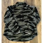 Maurice's Women's Size Large Green Camo Pink Trim Fleece Sherpa Pullover EUC Photo 2