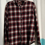 Great Northwest Clothing Company Woman’s plaid button up Photo 0