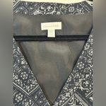 Garnet Hill Black & White Bandana Print V-Neck Drop Waist Buttoned Dress Size 12 Photo 5