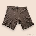 SKIMS EUC  BOYFRIEND BOXER - OXIDE Photo 1