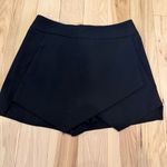 AQUA  - Envelope skort. Black - size small! Photo 2