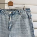 American Eagle  AE Mom Jeans in Light Wash Size 16 Photo 11