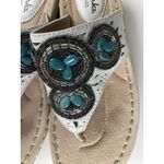 Artisan Clarks‎  5.5M White Beaded Flip Flop Sandals Turquoise Silver Accents Photo 3