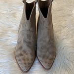 Yoki   Booties size 8.5 tan/ grayish color in excellent never been worn Photo 7