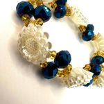 white and blue beaded floral vintage bracelet Blue Photo 3