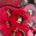 Argento SC Charm Key RIng Jetsetter Set Paris Travel Heart Tin Swarovski 2011 Gold Photo 3
