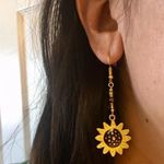 Handmade Sunflower Earrings Photo 0