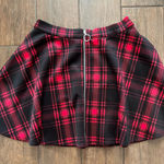 Hot Topic Black and Red Plaid Skirt with Zipper Punk Emo size M Photo 0