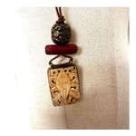 Lonnie Lovness elephant pendant necklace Photo 4