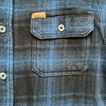 Orvis  Women’s Black Navy Plaid Button Down Flannel Jacket with Pockets Medium Photo 5