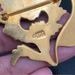 Vintage 1985 MMA Metropolitan Museum of Art Goldplated Blue Enamel Flower Brooch Photo 9