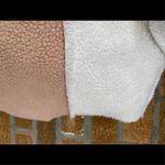 Leuname mar Faux Shearling Contrast Vest medium Pink Photo 1