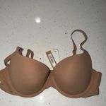 SKIMS  Sienna NWT fits everybody push up demi bra 34B Photo 3