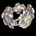 Super cute silver flower stretchy bracelet Silver Photo 3