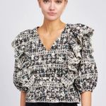 En saison Floral Ruffle Sleeve Top Photo 0