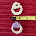 10 pair of vintage retro lavender and purple earrings EVC Photo 7