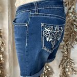 Love Indigo  Women’s Size 6 Blue Denim Shorts Embroidered Pockets cuff Hem casual Photo 6