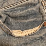 American Eagle JEAN Shorts Women’s Size 6 AE Midi Distressed Raw Hem Shorts Photo 2