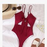 Chic Red One Photo 2