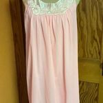 Vintage 60s pink embroidered night gown Size L Photo 4