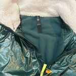 All In Motion  Women’s Hooded Jacket Green Full Zip Sherpa Lined Size L NWT Photo 4