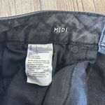 American Eagle  Outfitters Black Jean Shorts Frayed Hem Size 6 Super Stretch Photo 6