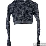 Gymshark  women’s size small Adapt Crop Top Camo Seamless Long Sleeve Black Gray Photo 10