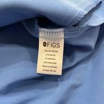 FIGS Casma Three-Pocket Scrub Top Light Blue Size Medium Photo 4