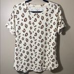 Wonderly  NWT leopard print cream brown rounded hem t shirt top Photo 0