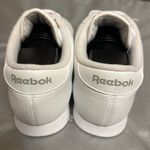 Reebok classic unisex size 9.5 brand new never been wore Photo 2