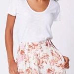 Paige  High Rise Floral Fruit Mecca Orange Tabby Shorts Pleated viscose Sz 6 NWT Photo 0