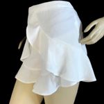 AQUA  WHITE RUFFLE ACCENT HIGH WAIST SHORTS NWT (M) Photo 4