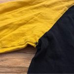 NHL penguins hockey Black and Yellow Long Sleeve Shirt Size M Photo 3