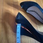Nine West Black Leather Open-Toe Wedges with Gold Accent, Size 8M Photo 4