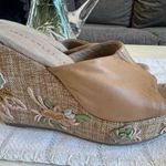 Very Volatile  wedge sandals. Great condition size 9 Photo 0