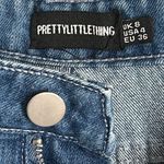 Pretty Little Thing  Mid Blue Wash Wide Leg 5-Pocket Denim Jean Photo 2