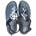 FitFlop  Sandals Women 8 Floretta Black Suede Pewter Lavender Flower Slingback Photo 1